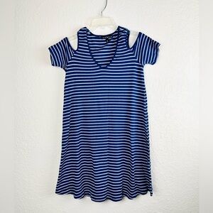 Women’s striped dress Medium